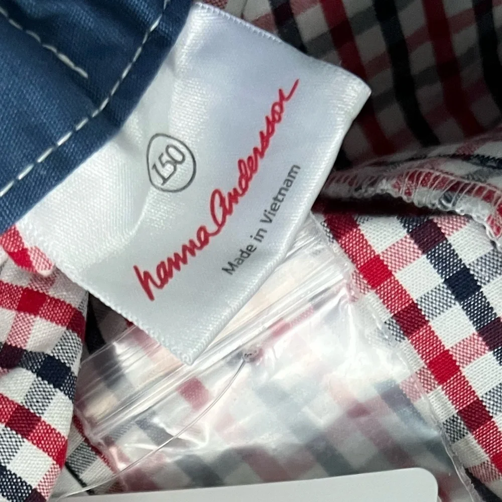 Hanna cargo capris shorts, size 150 (12Y), new w/tags